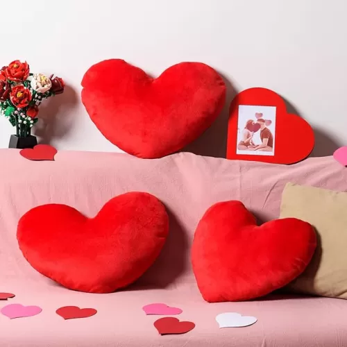 AWIZOM 3 Pcs Heart Pillows Red Heart Throw Pillows Cute Fuzzy Pillows Crystal Velvet Pillows Soft Throw Cushion Decorative Pillows for Valentine