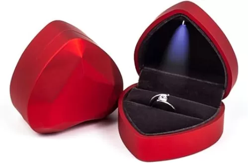 iSuperb Heart Shaped Ring Box LED Light Engagement Ring Boxes Jewelry Gift Box for Proposal Wedding Valentine's Day Anniversary Christmas (Red)