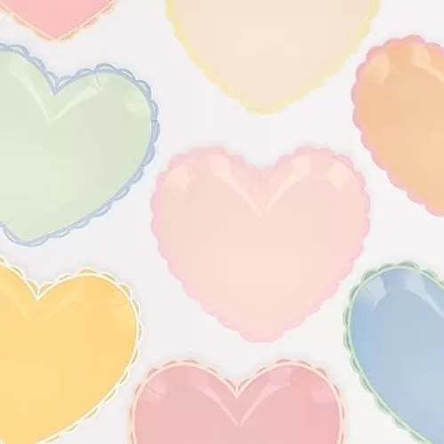 Meri Meri Disposable Pastel Heart Plates (Pack of 8), Valentine's Day Party Plates, Thick & Sturdy Paper Plates for Party, Disposable, 2 Sizes