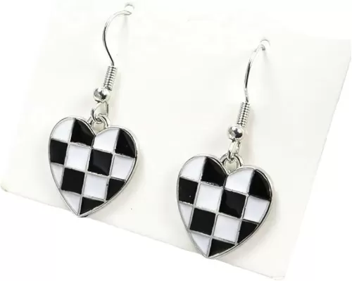 New 2025 Unisex Black And White Checkerboard Heart Shaped Dangle Earring For Women Enamel Jewelry Temperament Christmas Year Gift Fashion Trendy Accessories Creative For Women And Men