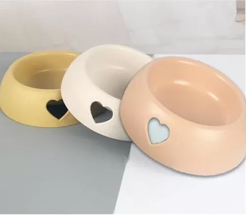 BOCHO Plastic Dog Bowls, Food Dishes & Water Bowl for Dogs, Cats or Other Small Animals-Color Set (Medium, Heart-Colors)