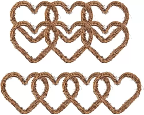 10Pcs Heart Wooden Wreath Rings, 6 in DIY Heart Shape Grapevine Wreath Frames, Mini Natural Twig Rattan Heart Shaped Hanging Wreaths, Small Heart Wreaths Crafts, Valentine’s Day Weddings Decor
