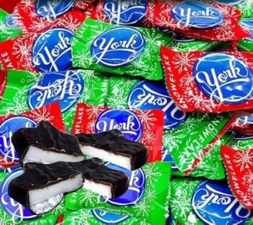 York Peppermint Patties, 2 lb of Snowflake & Star Shape Pattie Dark Chocolate Candy, Individually Wrapped in Red & Green Theme, For Father