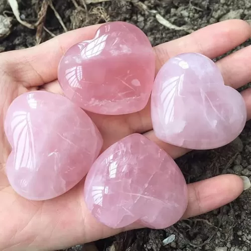 4PCS Big Natural Pink Crystal Stone Heart Shape Heart Quartz Carving Reiki Healing Rose Quartz Love Crystal Decoration Crafts (Rose Crystal, 4pcs/about11OZ)