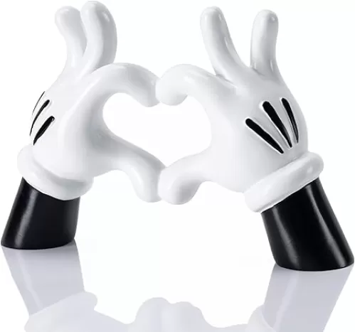 Cartoon Heart Hands Resin Statue Modern Home Decor Accents Love Finger Sculpture Room Decor Accessories Black White