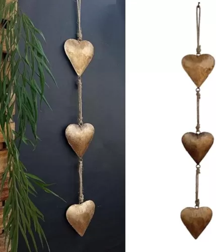 Heart Wall Decor, Vintage Gold Heart Wall Art, 26" Metal Love Heart Hanging Ornament Romantic Bedroom Decor, Farmhouse Decor for Bedroom Home Office, Couple Gift for Christmas (Heart)
