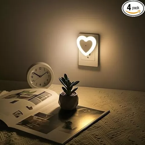 LED Night Lights Plug in, Dusk to Dawn Sensor Auto-On/Off, Warm White Heart Shaped Nightlight 0.5W for Bedroom, Bathroom, Kids Room, Hallway, Toilet(4-Pack)