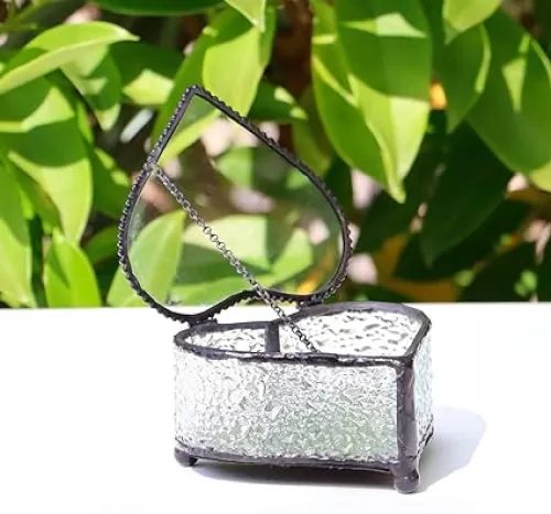 Retro Matte black Heart-Shaped Diamond Glass Jewelry Box With Hinged Lid, Jewelry Ring, Bracelet, Souvenir Metal Display Box, Arc-Shaped Transparent Storage Box.(4×3.6×2.1Inches)