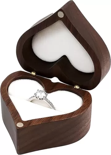 Ring Box, Personalized Wooden Ring Box Mini Engagement Ring Holder Box, Heart-shaped Wedding Ring Box for Ring, Elegant and Retro Ring Holder Box for Wedding Ceremony Christmas Gift