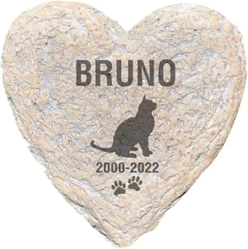 GiftsForYouNow Personalized Cat Memorial Resin Heart-Shaped Garden Stone, 8.5 x 8.5 Inches