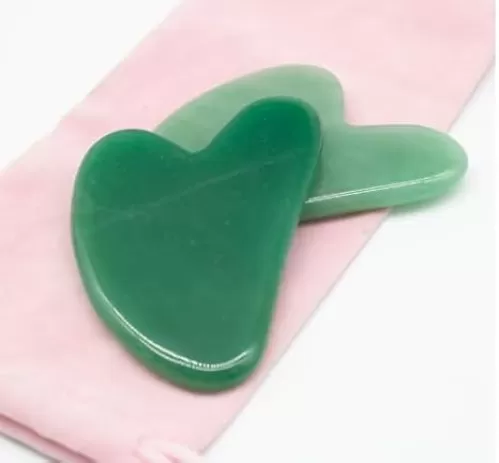 Natural Green Jade Gua Sha Heart-Shaped Massage Tool, Traditional Chinese Medicine Facial Scraping Tool