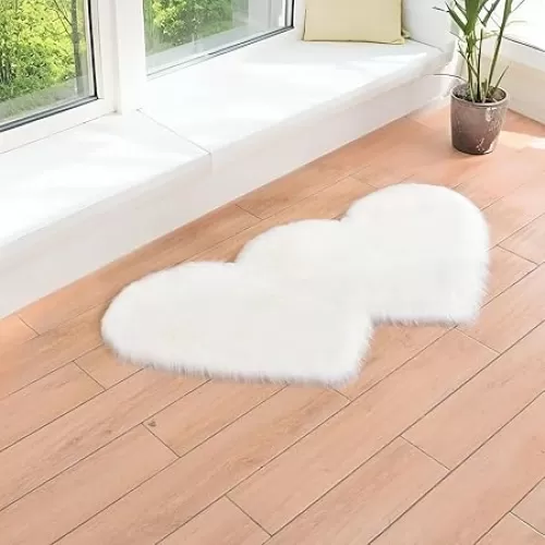 ABREEZE Double Heart-Shaped Rug, Long Pile Fluffy Soft Modern Valentine's Day Runner Rug, Non-Slip Heart Shaped Fuzzy White Romantic Couple Rug 24”x47”