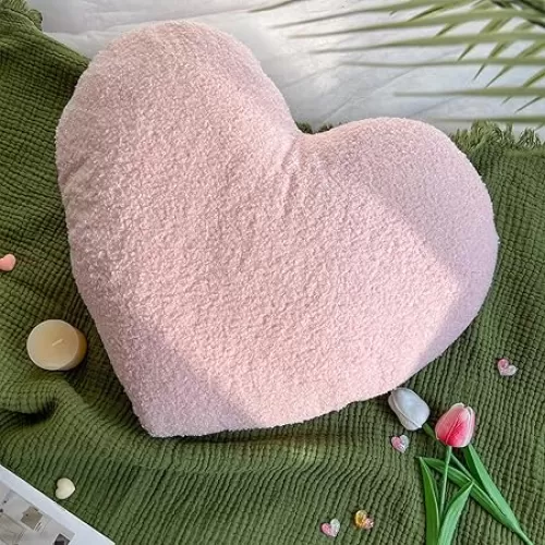 EastTree Heart Pillows, Valentine