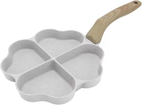 Topyond Egg Frying Omelette Pan, 4-Cup Nonstick Heart Shaped Omelette Skillet, Uniform Heating Pancake Pan, Easy Clean, for Breakfast and Eggs