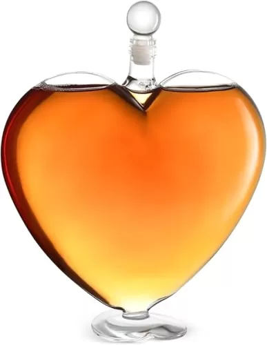The Diamond Glassware Heart Decanter - Drink Pourer for Bourbon, Whiskey, Vodka, Brandy, Cognac - Clear, Airtight Container for Liquor & Whiskey- Fancy Handmade Barware Gift & Accessories for Women