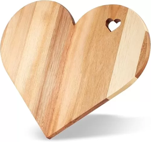 Patelai Valentine Day Gifts Heart Shaped Cutting Board, Acacia Wood Bread Board Cheese Serving Platter Serving Charcuterie for Meat Cheese and Vegetables for Women Lover