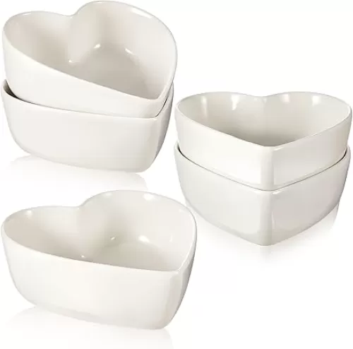 Skylety 4 Pcs Heart Shaped Bowls 5. 5" l x 5. 7" w x 2" h Valentine Ceramic Dessert Bowls Salad Kitchenware Cooking Gifts for Serving Dipping Seasoning Wedding Anniversary(White)