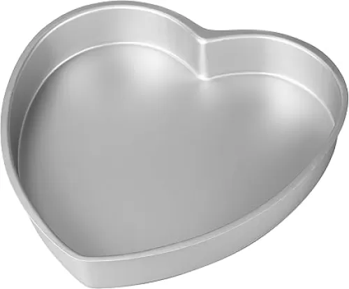 Wilton Decorator Preferred Heart Shaped Aluminum Cake Pan, 10-Inch, Light