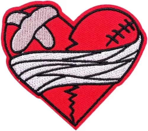 Broken Heart Patch Red Embroidered Applique Iron On Sew Punk Style Shape Sticker Badge Decoration for Bags Jackets Jeans Clothes DIY