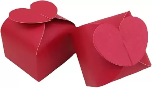 JINLYXHUI 50Pcs Candy Paper Boxes Candy Gift Boxes for Wedding Baptism Birthday Party Decorations (Heart-shaped, Red)