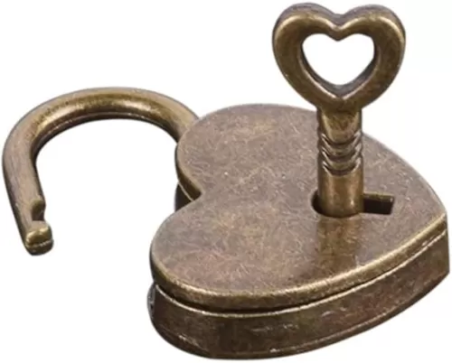 Lock Antique Brass Padlock with Key, 2024 New Vintage Heart Shape Anti-Theft Mini Padlock Bag, Travel Suitcase Luggage Box Case Key Keyed Padlocks Brown Luggage Lock