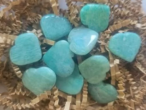 Pachamama Essentials Healing Crystal Stones Love Heart Shaped Crystal Stones Bulk Natural Palm Pocket Stones Reiki Crystal Gemstones 10 Pcs (Amazonite)