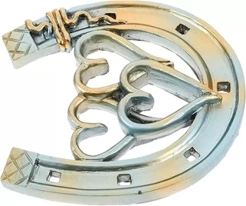 CORHAD Unique Heart Horseshoe Wall Art Decor Charming Resin Sculpture for Farmhouse Home Decoration Vintage Cast Horseshoe Hanging Ornament for Indoor and Outdoor Use