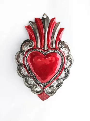 HANDCRAFTED MEXICAN SACRED TIN HEART HAND PAINTED EMBOSSED AND CRAFTED MILAGROS FOLK ART CHARMS DECORATIONS ORNAMENTS