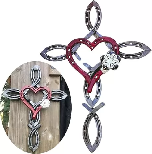 Natural Horseshoe Cross with Heart, horseshoe Cross Wall Decor, Vintage Art Horseshoe Cross Sculpture, Creative Room Decor Easter Decoration for Outdoor (40x30 cm)