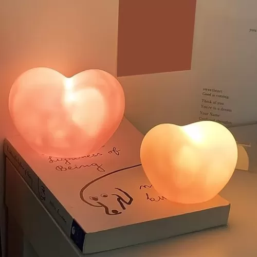 Heart-Shaped Night Light, Cute Cartoon Love Heart Creative Night Light Birthday Gift Ornament Light-Emitting Toys Atmosphere Lamp Pink S