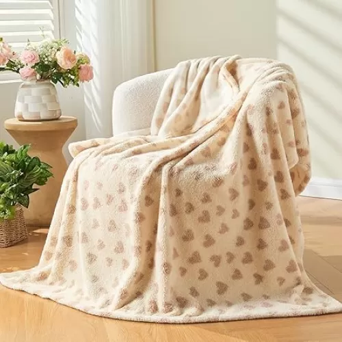 NEWCOSPLAY Knitted Heart Blanket Super Soft Plush Throw for Couch Fuzzy Fluffy Microfiber Lightweight Blanket for Bed Sofa All Season Use (Heart, Throw(50"x60"))