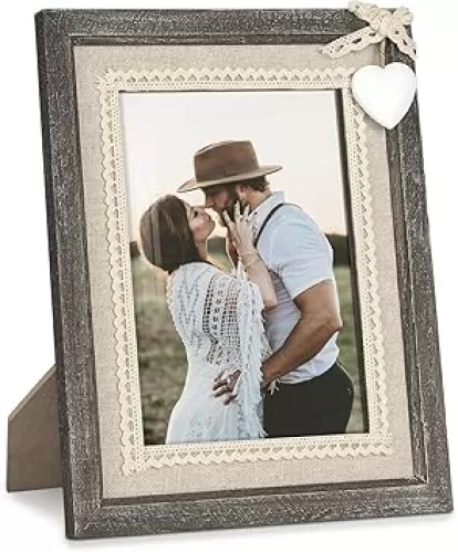 Afuly 4x6 Rustic Picture Frame White Heart Picture Frame Cute Burlap Distressed Wood Photo Frames Farmhouse Decor for Wall or Tabletop Display, Birthday Gifts for Mom Grandma
