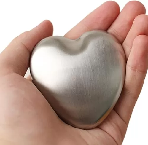 Kingzhuo Portable Magic Soap Odor Remover Bar Magic Odor Absorber Heart Shape 304 Stainless Steel Soap for Kitchen Effectively Eliminate Smell Like Fish, Onion and Garlic Silver