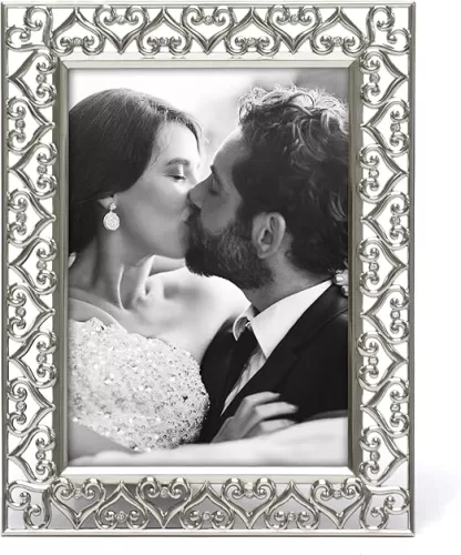 MIMOSA MOMENTS Heart Border Metal Picture Frame with Rhinestones Décor (Silver, 5x7)