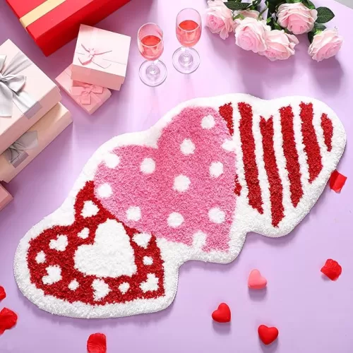 Valentine‘s Day Bathroom Rug Love Heart Shape Door Mat Cute Valentines Shower Mat Valentine‘s Day Decoration Non Slip Washable Bath Rug for Valentines