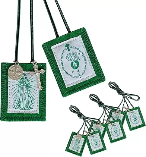 Green Scapular, 3 Pack Bulk Scapulars Catholic Of Immaculate Heart of Mary Green, Escapularios Catolicos Scapular Catholic Necklaces Religious Gift For Women Man With St Benedict Medal Crucifix