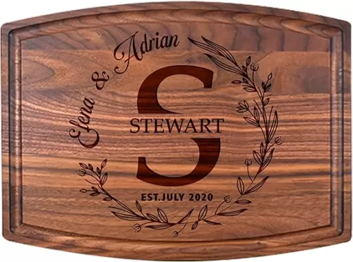 Silveroy Customized Love: Personalized Engraved Wood Cutting Boards for Couples - Ideal Gift for Weddings, Bridal Showers, Anniversaries, Christmas, Housewarming and Real Estate Closing