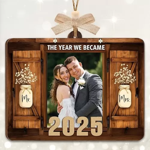 Wedding Picture Frames Ornament 2025, Personalized Wedding Gifts for Couples 2025, Engagement Photo Frame Ornament, Mr & Mrs Gifts, Bridal Shower Gift, Gift Ideas for Her, Married Couple, Newlywed