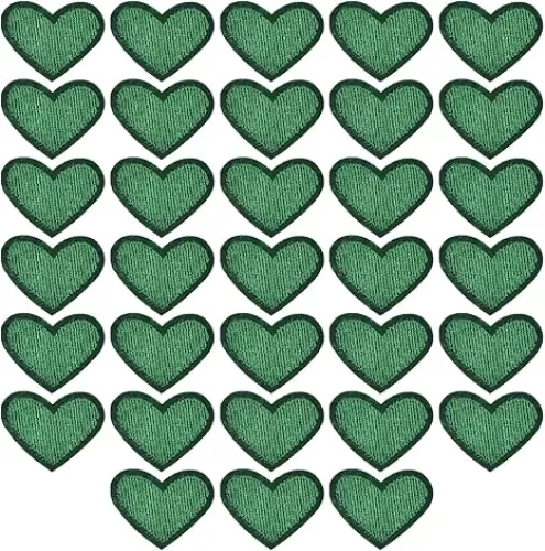 MECCANIXITY Solid Green Small Heart Patch Appliques Embroidered Patches Garment DIY Embellishments 2.6x2cm/1x0.8 Inch for Vest Clothes Backpacks Hats, DIY Crafts Caps, Pack of 33