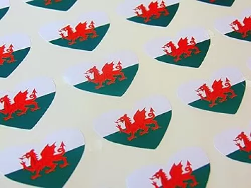 Pack Of 50 , Heart Shape 35X23mm , Wales Self-Stick Flag Stickers Welsh Dragon Self-Adhesive Labels