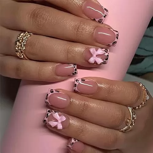 Pink French Tip Press on Nails Short Square Leopard Fake Nails with Bow Charms Design Cheetah Glossy Glue on Nails Spring Nails Press ons Reusable Summer False Nails for Women 24 Pcs