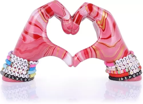 WUBIANJIE Pink Heart Hands Sculpture Boho Living Room Decor, Aesthetic Shelf Decoration, Ideal for Coffee Table, Shelves, Home, Bedroom, Birthday, Wedding Table Decor, and Symbol of Love