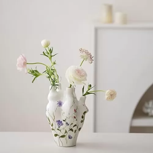 Irregular Heart Ceramic Vase, Aesthetic Vintage Floral Vase, Suitable for Dried Flower, Distinctive Decoration for Home Decor, Table, Living Room, Bookshelf