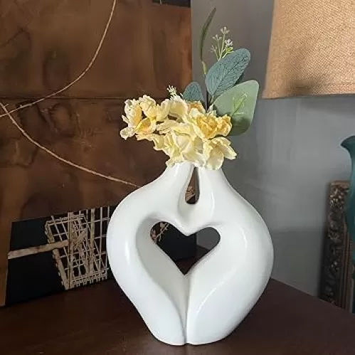 Modern Heart-Shaped Ceramic Vase for Flowers, White Decorative Couple Love Statue Design, Hugging Sculpture Coffee Table Home Decor (White)