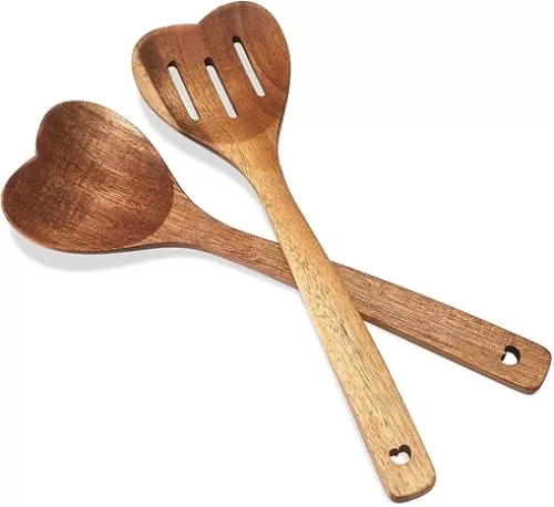 Patelai 2 Pcs Wooden Heart Spoon Set for Cooking Acacia Heart Shaped Wooden Spoonlong Handle Christmas Kitchen Utensils Gifts for Wife Grandma Moms Hostesses Cooks Housewarming Wedding Decoration