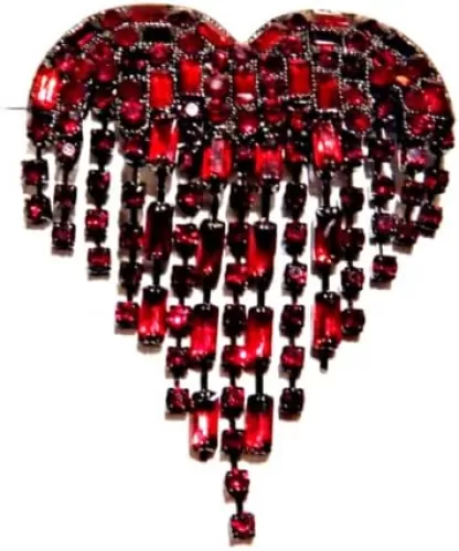 RED BLEEDING HEART CRYSTAL LAVALIER BROOCH bloody tassel drop dark gothic Valentine
