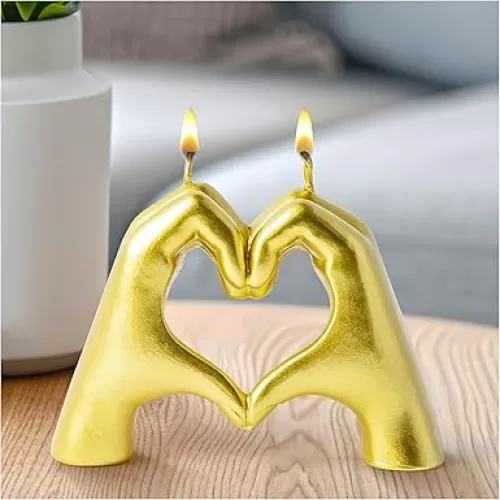 Laffact Heart Hands Scented Candle - Gold Love Hands Shape Love Statue Novelty Candle, Modern Art Pine Scented Natural Soy Wax Candle Sculpture for Living Room Easter Home Decoration