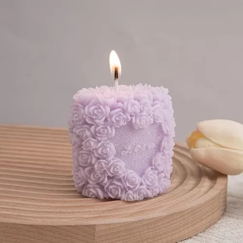 Rose Flower Clusters Aesthetic Scented Candle, Love Heart Handmade Soy Wax Aroma Decorative Candle for Table Photo Prop Valentine's Day Wedding Birthday Gift, Prefect for Meditation Stress (Purple)