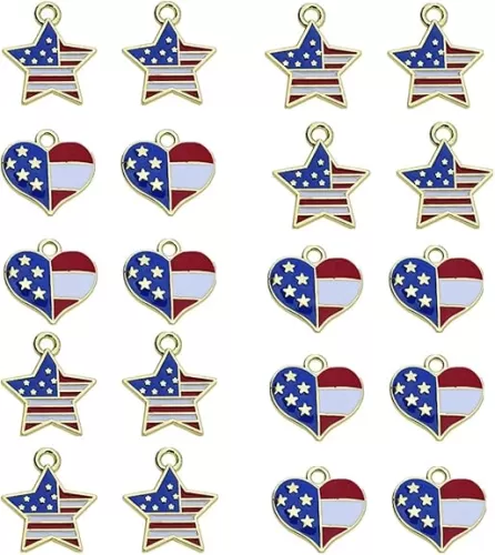 20Pcs Red White and Blue American Flag Star Heart Shaped Charm Pendant Gold Plated Dainty Ornament Jewelry Making Independence Day Decoration
