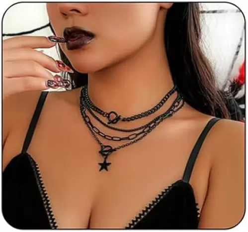 4pcs Black Layered Necklaces for Women, Vintage Fashion Heart/Coin/Star Pendant Necklace Punk Chunky Chain Choker Multilayer Aesthetic Adjustable Hiphop Necklaces Set Halloween Jewelry Gift